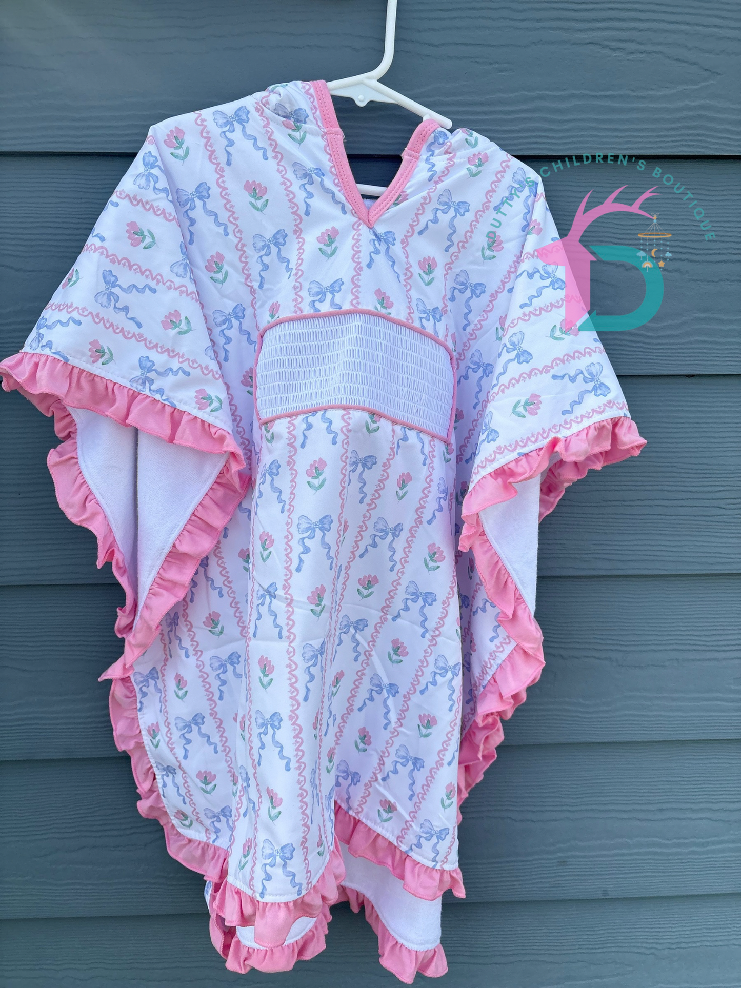 Custom Smocked Hooded Towel - Girls