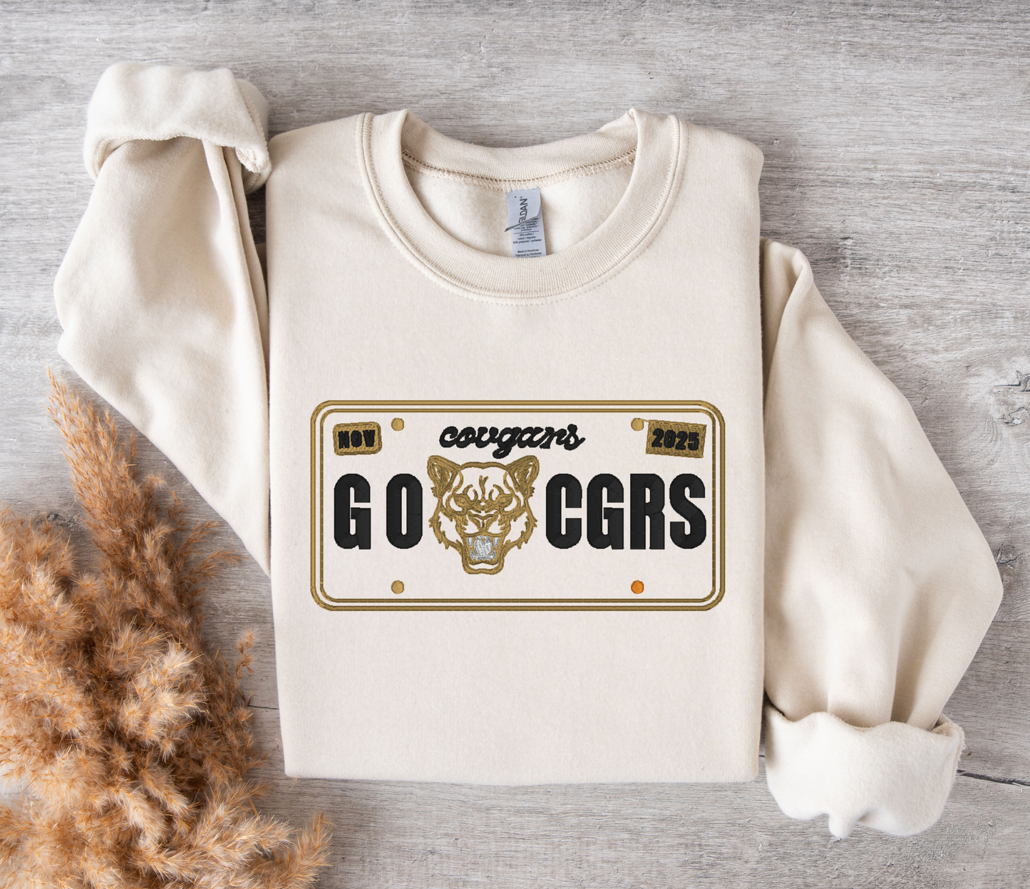 Cougars License Plate - Gildan CREWNECK